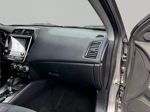 Used 2022 Mitsubishi Outlander Sport LE AWD/4WD image 25