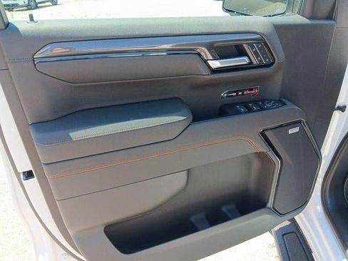 New 2026 GMC Sierra 1500 AT4 w/ AT4 Premium Package AWD/4WD image 8