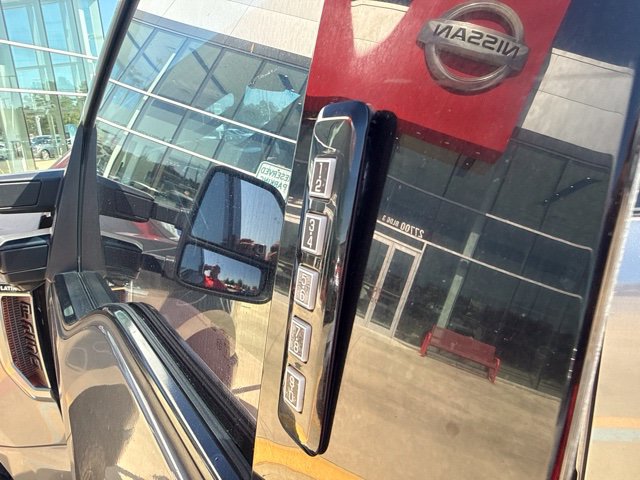 Used 2021 Ford F250 Platinum AWD/4WD image 14