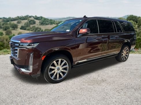 Certified 2023 Cadillac Escalade ESV Premium Luxury Platinum w/ Heavy-Duty Trailer Package AWD/4WD image 3