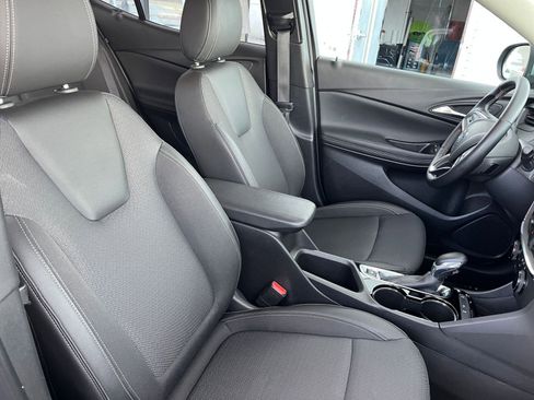 Used 2025 Buick Encore GX Preferred image 34