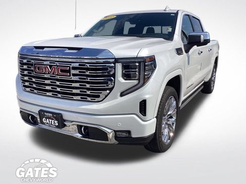 Used 2022 GMC Sierra 1500 Denali w/ Denali Reserve Package AWD/4WD image 6