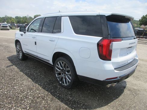 New 2026 GMC Yukon Denali Ultimate AWD/4WD image 6