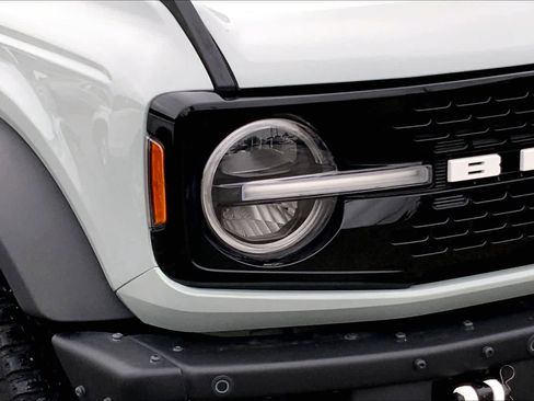 Certified 2023 Ford Bronco Wildtrak AWD/4WD image 22