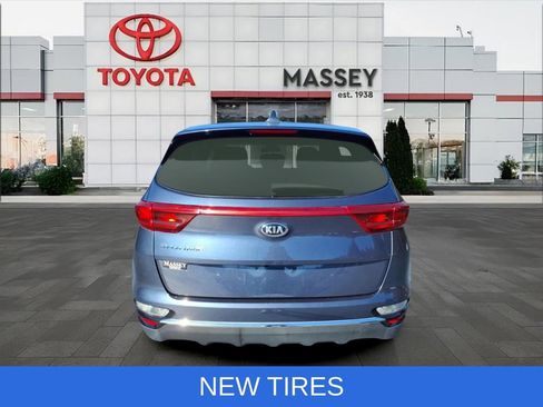 Used 2022 Kia Sportage LX w/ LX FWD Value Edition Package image 4