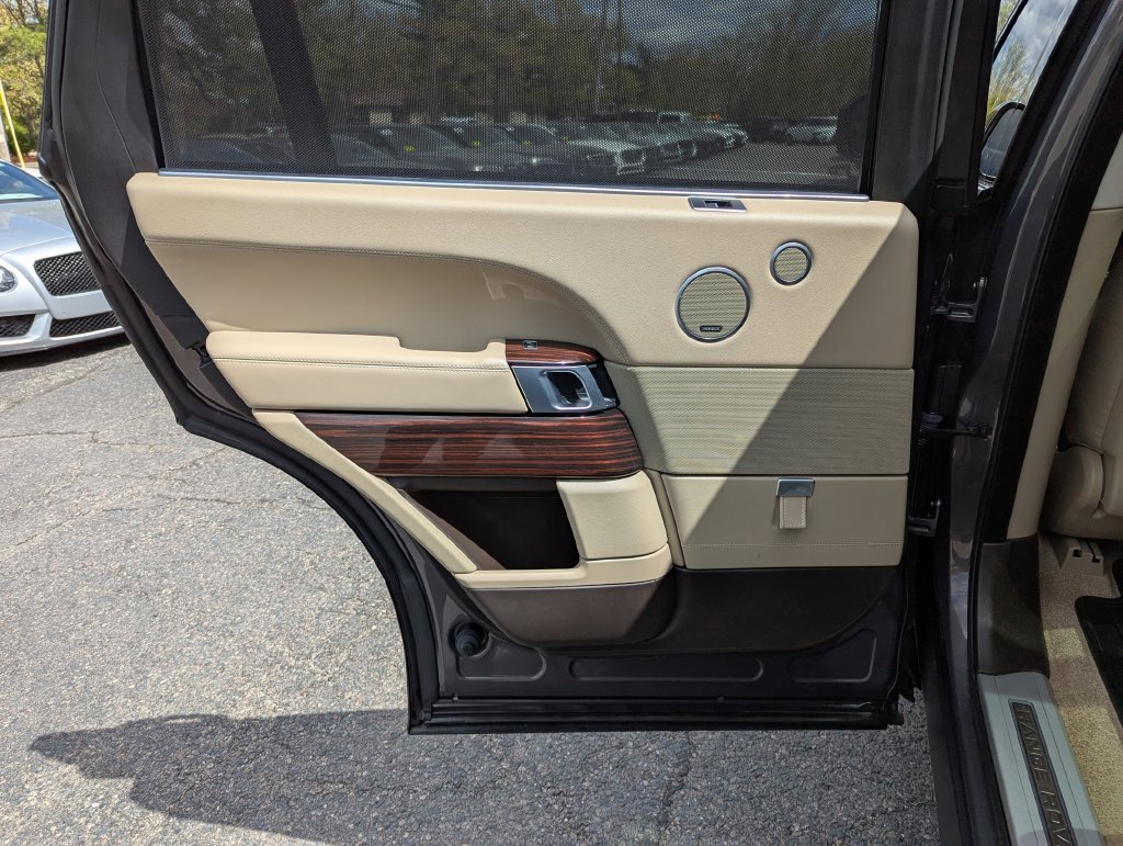 Used 2017 Land Rover Range Rover Long Wheelbase Supercharged AWD/4WD image 39