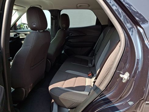Certified 2021 Chevrolet TrailBlazer LT w/ Convenience Package FWD image 11