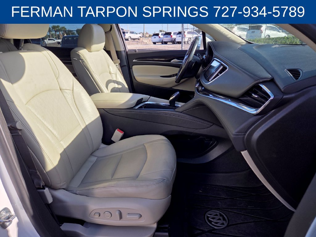 Used 2020 Buick Enclave Premium w/ Sun and Sites Package FWD image 17