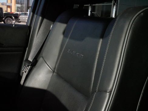 Used 2021 Jeep Grand Cherokee Summit image 33