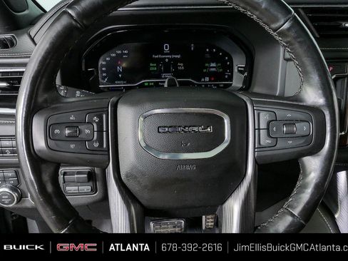 Certified 2023 GMC Yukon Denali Ultimate w/ LPO, Floor Liner Package AWD/4WD image 9
