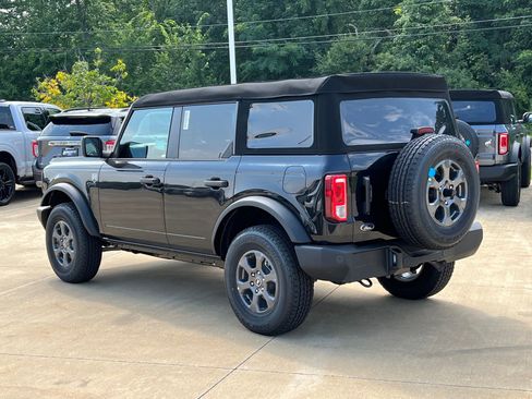 New 2026 Ford Bronco Big Bend image 3