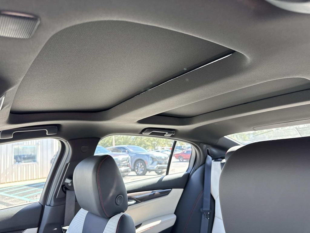 New 2026 Cadillac CT5 Sport w/ Technology Package RWD image 32
