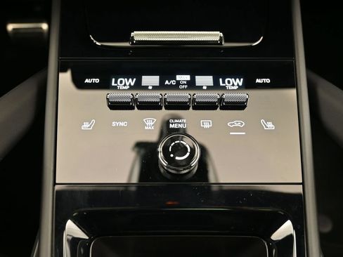 Certified 2026 Porsche Cayenne S AWD/4WD image 17