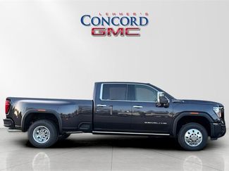 New 2026 GMC Sierra 3500 Denali Ultimate video 3
