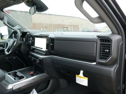 New 2026 Chevrolet Silverado 2500 LTZ w/ LTZ Plus Package AWD/4WD image 11