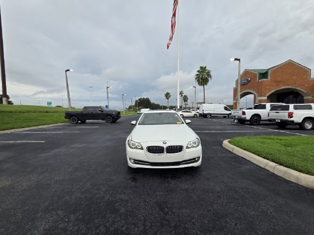 Used 2016 BMW 528i xDrive Sedan w/ Premium Package AWD/4WD image 3