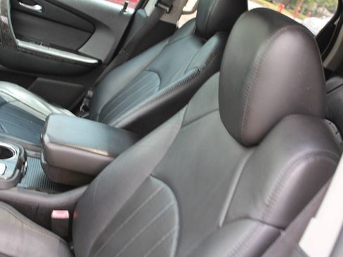 Used 2012 GMC Acadia Denali AWD/4WD image 20
