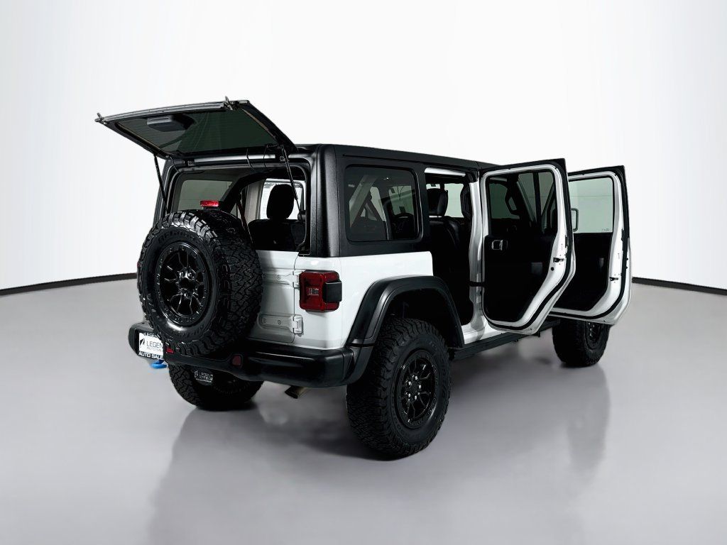 Used 2023 Jeep Wrangler Unlimited Rubicon 4xe AWD/4WD image 28
