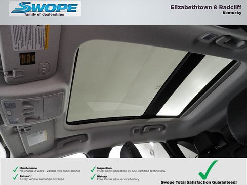 Used 2025 Ford Escape SE w/ PHEV Premium Package image 31