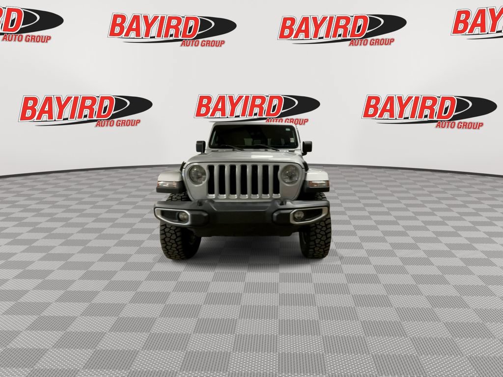 Used 2022 Jeep Gladiator Overland w/ Cold Weather Group AWD/4WD image 3