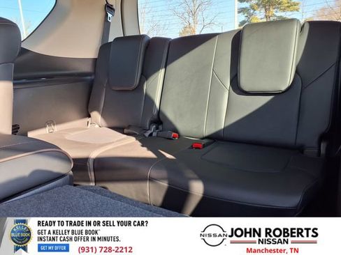 Used 2022 Nissan Armada Platinum w/ Captain's Chairs Package image 11