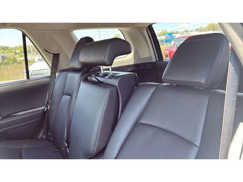 Used 2024 Toyota 4Runner TRD Off-Road Premium AWD/4WD image 9