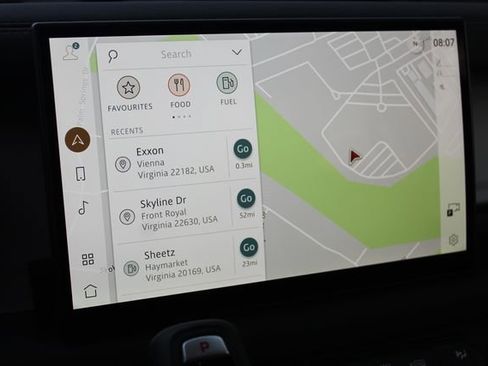 Used 2025 Land Rover Defender 110 X-Dynamic SE image 19