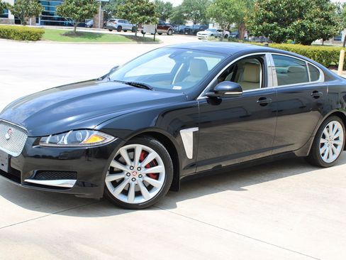 Used 2014 Jaguar XF 3.0 RWD image 21