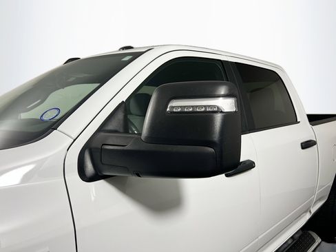 Used 2024 RAM 2500 Big Horn AWD/4WD image 12