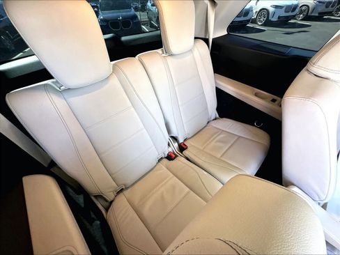 Used 2022 Mercedes-Benz GLS 450 4MATIC image 26
