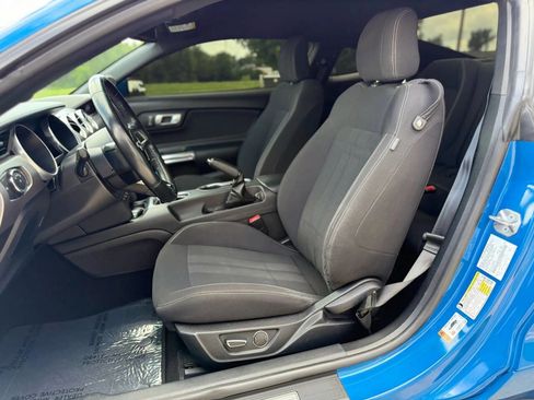 Used 2019 Ford Mustang GT image 11