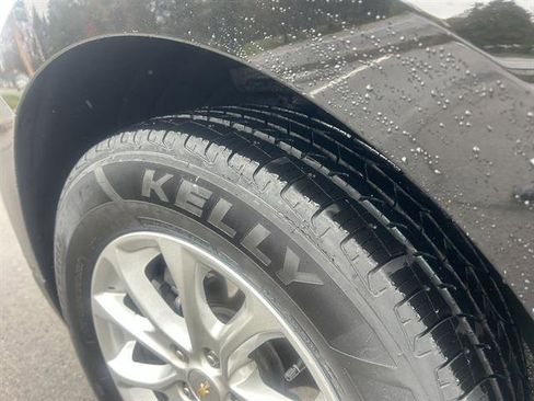 Used 2019 Chevrolet Equinox LT image 13