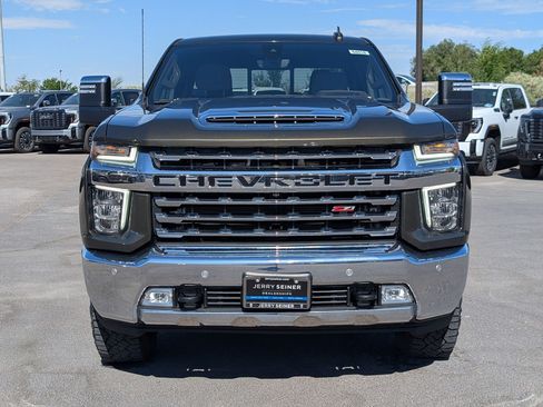 Used 2022 Chevrolet Silverado 3500 LTZ w/ LTZ Convenience Package AWD/4WD image 9