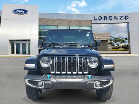 Used 2023 Jeep Wrangler Unlimited Sahara image 2