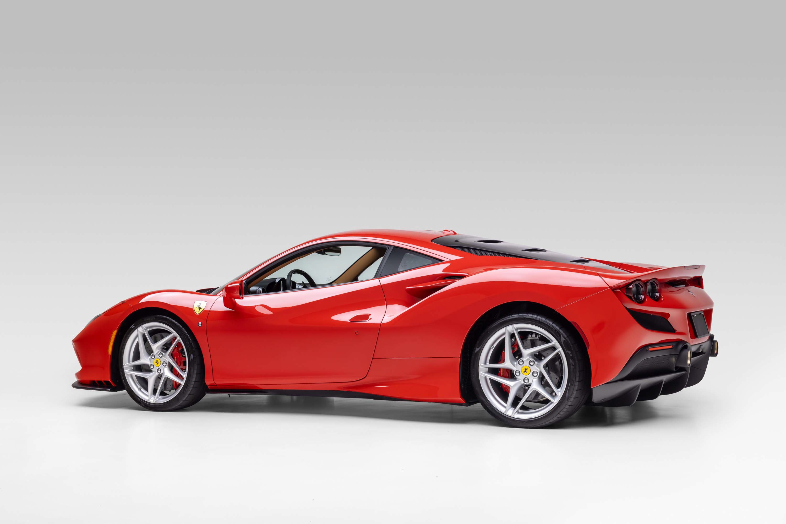 Certified 2020 Ferrari F8 Tributo RWD image 7