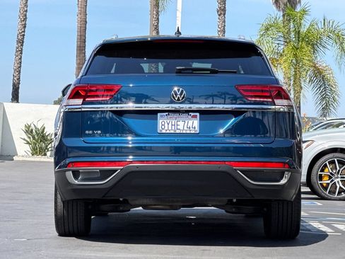 Used 2021 Volkswagen Atlas Cross Sport SE FWD image 4