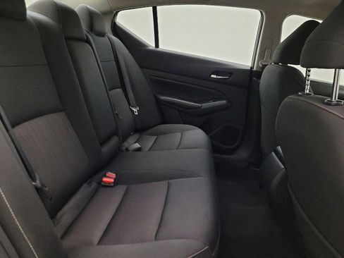 Used 2022 Nissan Altima 2.5 SV FWD image 19