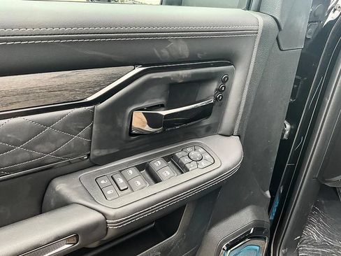 New 2026 RAM 3500 Limited AWD/4WD image 14