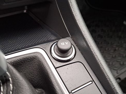 Used 2024 Volkswagen Jetta Sport image 23