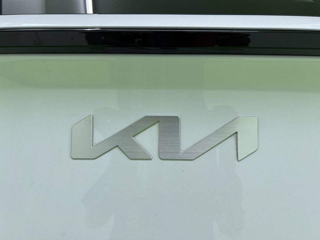 Used 2023 Kia Sportage EX FWD image 13