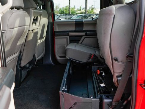 Used 2020 Ford F250 XLT w/ FX4 Off-Road Package image 37