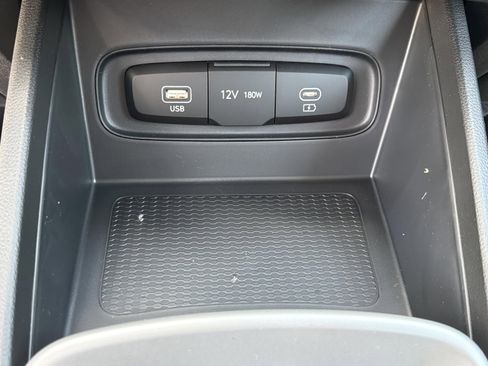 New 2026 Hyundai Venue SE FWD image 21