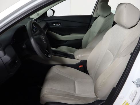 Used 2025 Honda Accord SE image 14