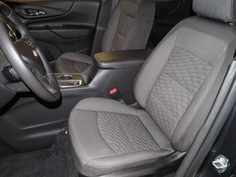 Used 2020 Chevrolet Equinox LT image 27