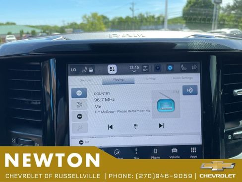 Used 2022 RAM 1500 Laramie AWD/4WD image 9