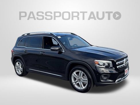 Used 2021 Mercedes-Benz GLB 250 4MATIC image 11