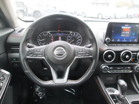 Used 2022 Nissan Sentra SR FWD image 14