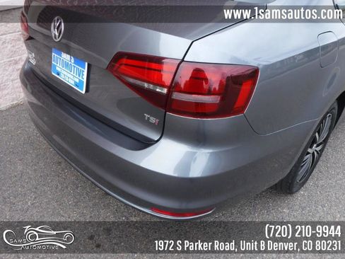 Used 2018 Volkswagen Jetta Wolfsburg Edition image 29