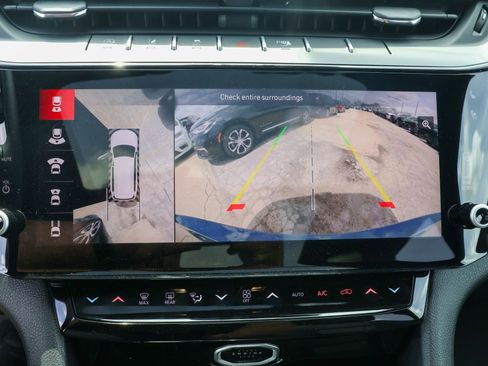 New 2026 Jeep Grand Cherokee L Limited AWD/4WD image 20