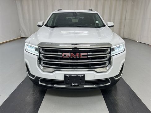 Certified 2023 GMC Acadia SLE w/ Driver Convenience Package image 3